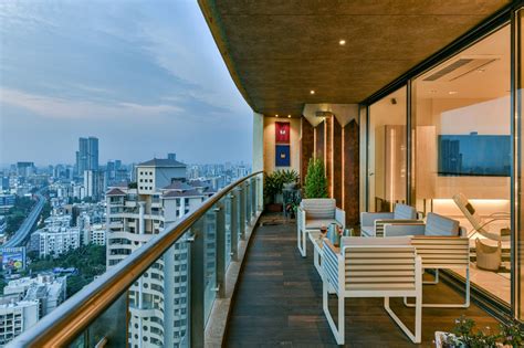 A Limitless Home In Mumbai That Opens Up Views To The Maximum City Architectural Digest India