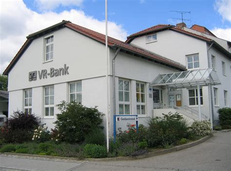 Mit einer bilanzsumme von rund 3,5 mrd. VR-Bank Rottal-Inn eG Geschäftsstelle Johanniskirchen in ...