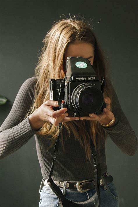 Camera Girls With Cameras Female Photographers Vintage Cameras