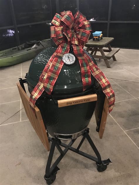 Merry xmas and happy new year 2020!#xmas #xmaspresent #christmas. Wife surprised me with Xmas present early!! : biggreenegg