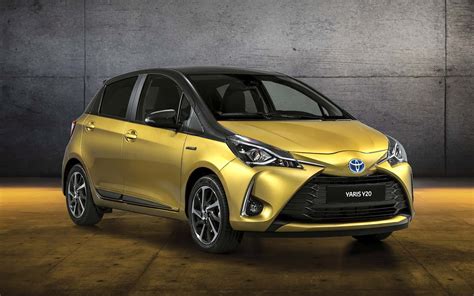 Precios Y Equipamiento Del Toyota Yaris Y20 2019 En España