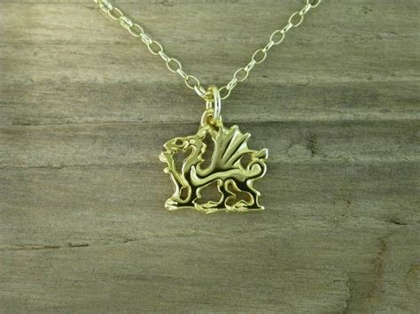 18ct Gold Welsh Dragon Pendant E119a Rhiannon Jewellery