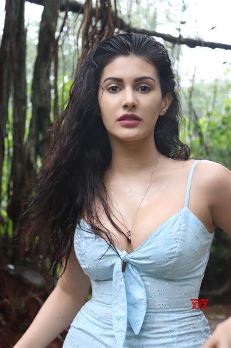 Actress Amyra Dastur Hot New Stills Having Fun In Rain Social News Xyz
