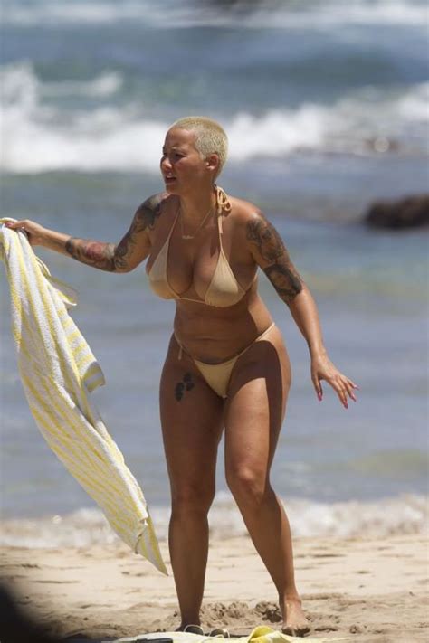 Amber Rose Topless Paparazzi Photos Thefappening