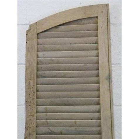 Exterior Arched Louvered Shutter