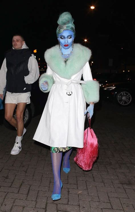 The Best Celebrity Halloween Costumes Best Celebrity Halloween