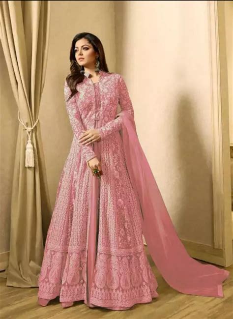 Model baju gamis pesta terbaru edisi kebaya, gaun, dan dress modern dan elegan yang wajib kamu miliki. 30+ Model Baju India Muslim Untuk Pesta - Fashion Modern ...