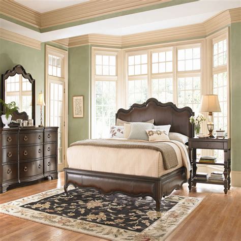 Old World Bedroom Set Inviting Old World Style Bedrooms Artisan