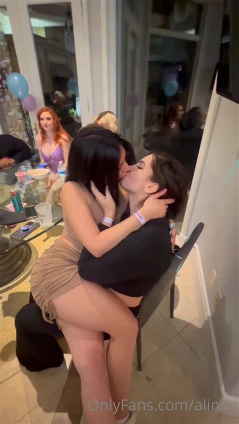 Alinity And Fandy Making Out Ppv Onlyfans Video Leaked Gotanynudes