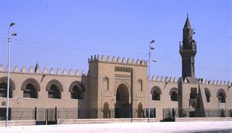 مسجد عمرو بن العاص تاج الجوامع الأول في مصر والرابع في الإسلام