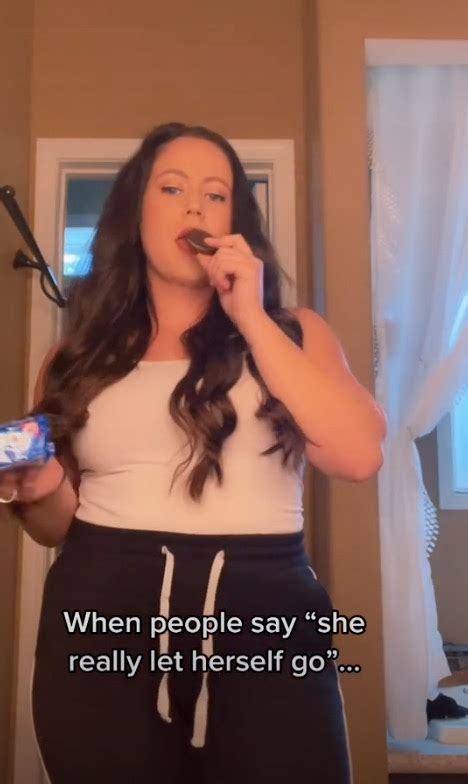 teen mom jenelle evans shakes her butt while eating oreos after star admitted she ‘feels bad