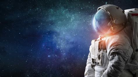 Collins Aerospace Part Of Raytheon To Deliver New Spacesuits To Nasa