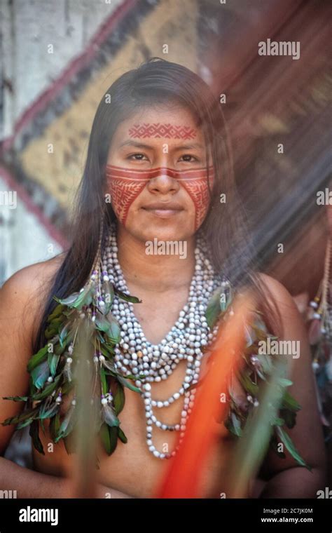 Brazil Amazon Tribe Hi Res Stock Photography And Images Alamy