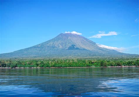 Gunung apo merupakan gunung tertinggi di filipina dengan ketinggian 2.954 mdpl. 7 Puncak Gunung Tertinggi Di Kawasan Bali Dan Kepulauan ...
