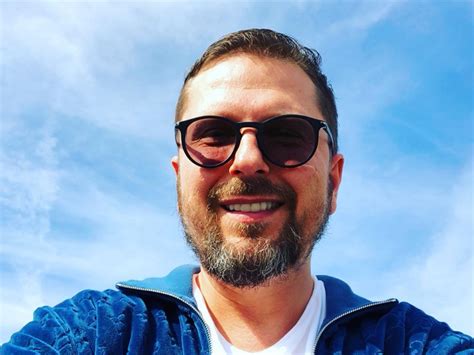 Анатолий шарий is on facebook. Анатолий Шарий получил сообщение о подозрении в госизмене ...