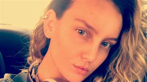 Makeup Free Perrie Edwards Looks MUCH Babeer In Sultry Fresh Faced Selfie Mirror Online