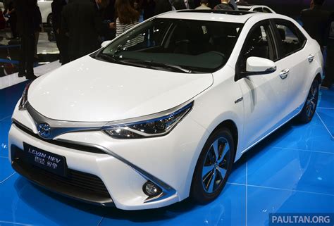 Shanghai 2015 Toyota Corolla Hybridlevin Hev Debut Guangqi Toyota