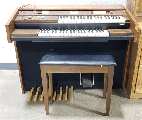 Lot Vintage Baldwin Electric Piano Organ
