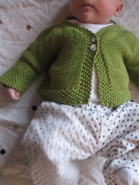Ravelry Easy Baby Cardigan By Joelle Hoverson Baby Cardigan Pattern