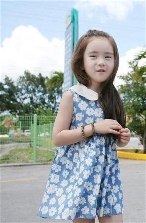 6岁韩国萝莉撩人萌照走红 网友惊赞不整容美女5360689 娱乐频道