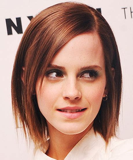 Coiffure dégradé effilé mi long. Coupe de cheveux mi long dégradé effilé