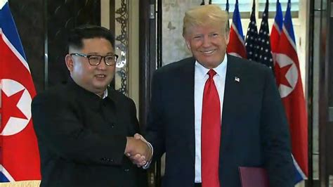 Trump Kim Jong Un Sign Historic Document Cnn Video
