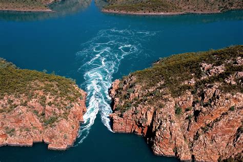 Horizontal Waterfalls Wa Australia Heroes Of Adventure
