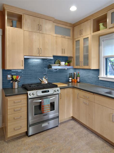 More choices for door panels: Blue Backsplash Ideas, Pictures, Remodel and Decor