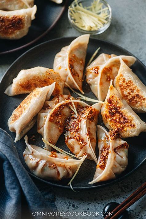 Chinese Chicken Dumplings 鸡肉饺子 Omnivores Cookbook