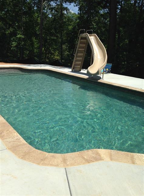 Sandstone Pool Vinyl Liner With Travertine Coping Backyard Pool Pool Remodel Pool