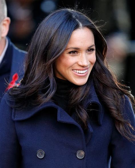 15.07.2020 · meghan markle and kate middleton both rocked new hairstyles during recent. Here's How Meghan Markle Gets Her Signature Hairstyle ...