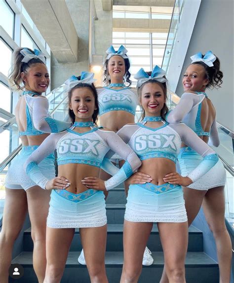 Ssx Sharks Cheer Picture Poses Cheer Poses Cheerleading Outfits