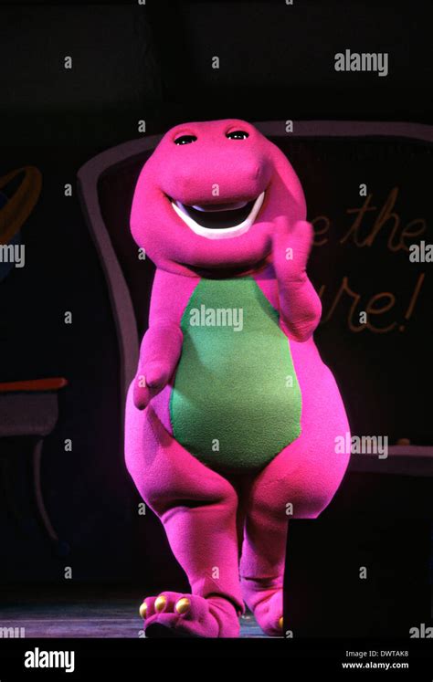 Barney The Purple Dinosaur Heroes Wiki Fandom In 2020 Barney The Images