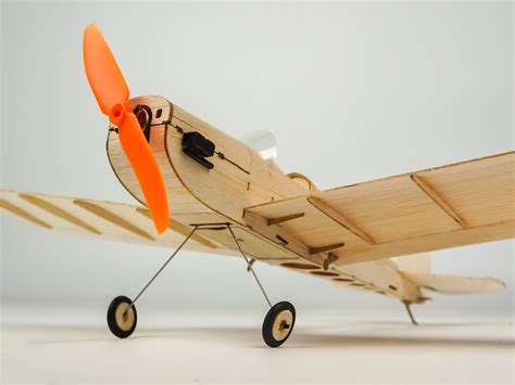 Mini Balsa Wood Rc Airplane Model K9 Spacewalker Indoorpark Fly 380mm