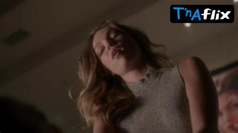 Lili Simmons Sexy Scene In Ray Donovan Porn Videos