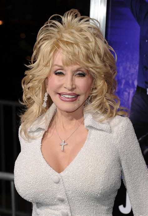 Dolly Parton Has Hundreds of Wigs and Reveals Why She ...