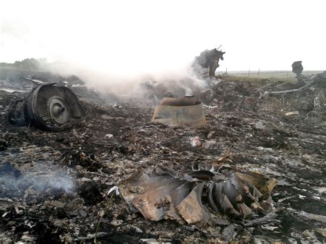 Graphic Photos Show Wreckage Of Malaysia Airlines Crash In Ukraine