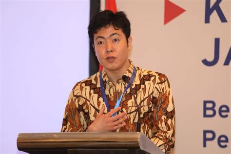 Harus ada upaya yang serius untuk mencegah meluasnya, dengan apa yang sekarang ini banyak disebut yaitu mengenai radikalisme, kata jokowi di kantor presiden, jakarta, jumat 1. Indonesia Pelajari Skema Jaminan Perlindungan Pengangguran dari Pengalaman 5 Negara | merdeka.com