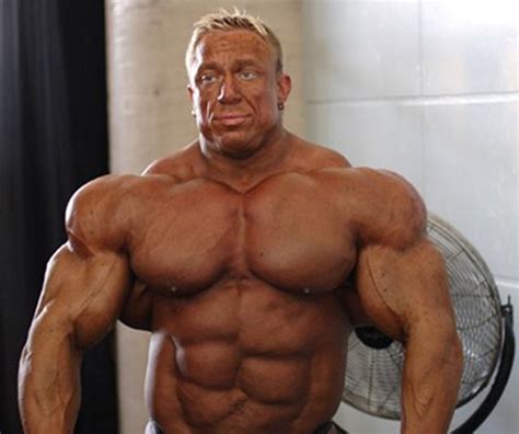 10 people who were addicted to bodybuilding