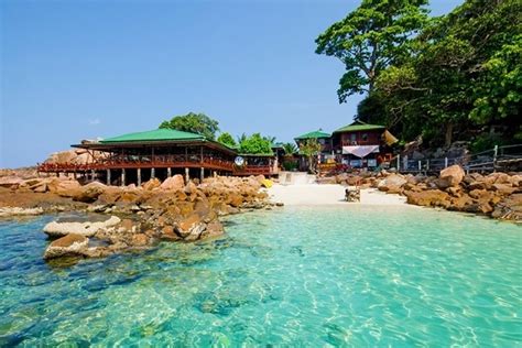 Located on the beautiful redang island, redang island resort offers standalone chalets that overlook the sea or rainforest. | Pulau Redang Family Tour Packages