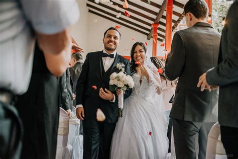 matrimonio adventista de laura and felipe mejores fotógrafos de boda de medellín colombia