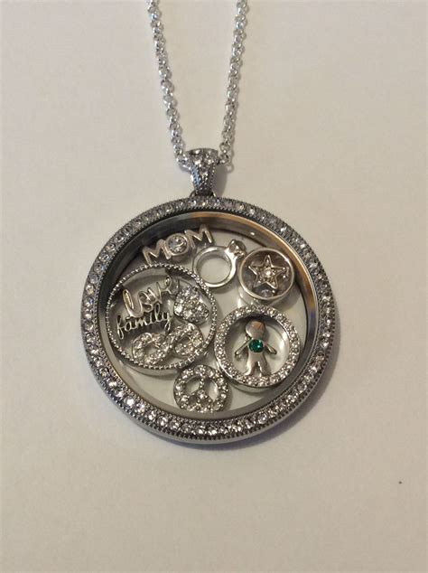 Origami Owl Legacy Locket With Nesting Bubbles And Charms Pendant