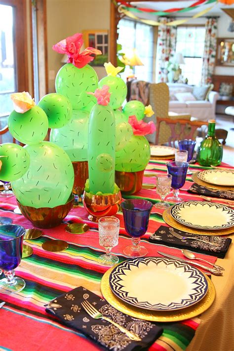 Mexican Dinner Tablescape With Balloon Cactus Centerpiece Mexican Birthday Parties Mexican