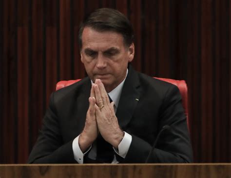 Bolsonaro Sanciona Lei Que Permite Faltar Aula Por Motivo Religioso