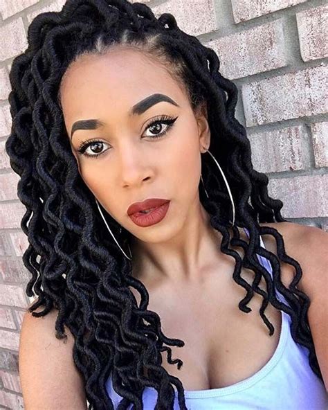 43 Chic Ways To Wear And Style Curly Faux Locs Stayglam Faux Locs