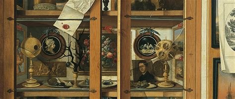 Each episode features two short tales about the most amazing things found in the pages of history. AARON MAHNKE'S CABINET OF CURIOSITIES - PodFavs