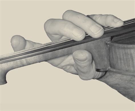 The Secret Behind Paganinis Amazing Technique Focus The Strad