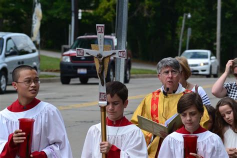 Corpus Christi Procession At Guardian Angels Catholic Telegraph