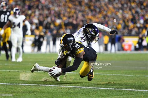 Does Steelers Current Cap Situation Help Diontae Johnsons Chances At