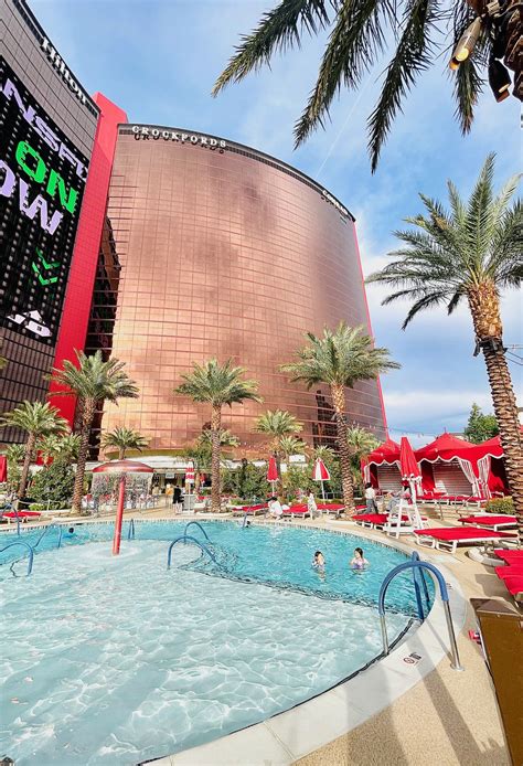 Eat Swim Play At Resorts World Las Vegas Travel Geek Explorer